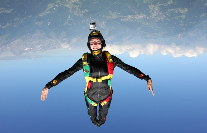 Roberta Mancino tonflycanada.com